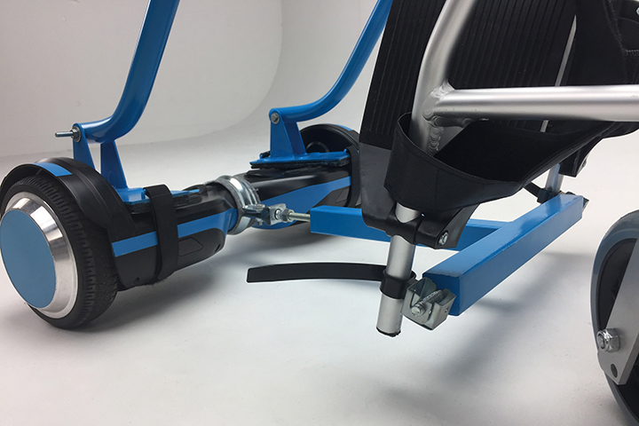 手動車椅子向けの取り外し可能な牽引デバイスのデザイン提案