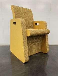 Sound Wave Chair<br />－高齢者の”聴く”をサポートする椅子－
