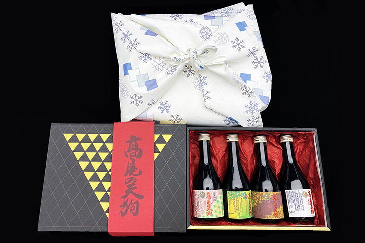 訪日外国人向けの日本の伝統文化を取り入れた日本酒ギフトセット