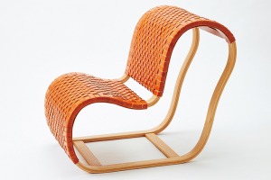「四ツ目編み」の原理を生かした椅子の提案
